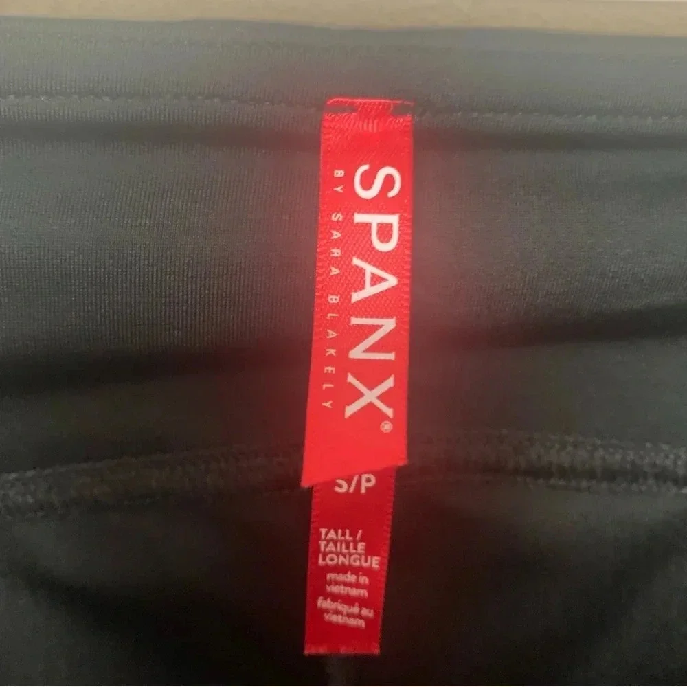 Spanx Faux Patent Leather Leggings in Black Size Small Tall